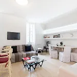 Apartamento Guesthost - Teatro Regio Exclusive