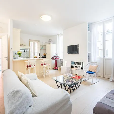 Apartment Teatro Regio Exclusive
