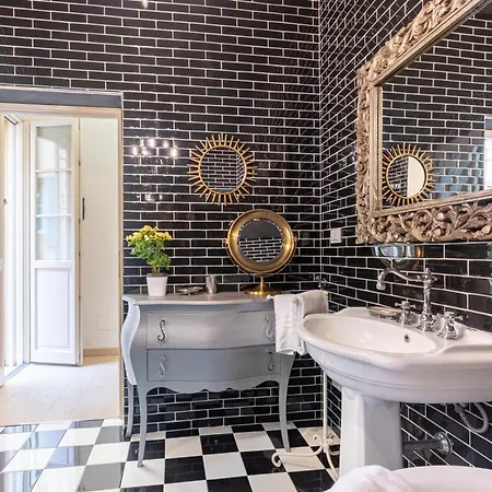 Teatro Regio Exclusive *