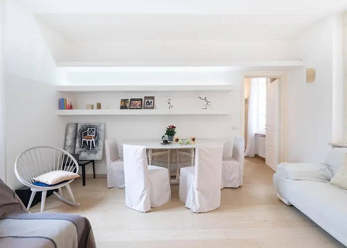 Guesthost - Teatro Regio Exclusive *