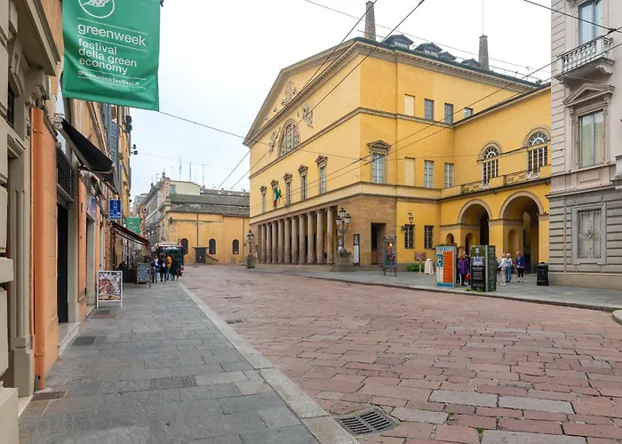 Guesthost - Teatro Regio Exclusive * Parma