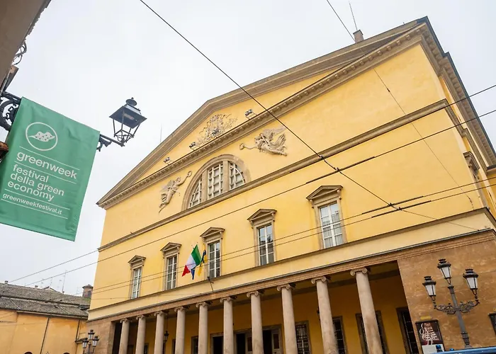 Guesthost - Teatro Regio Exclusive بارما