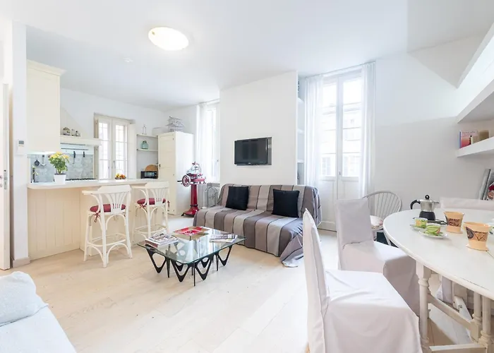 Guesthost - Teatro Regio Exclusive